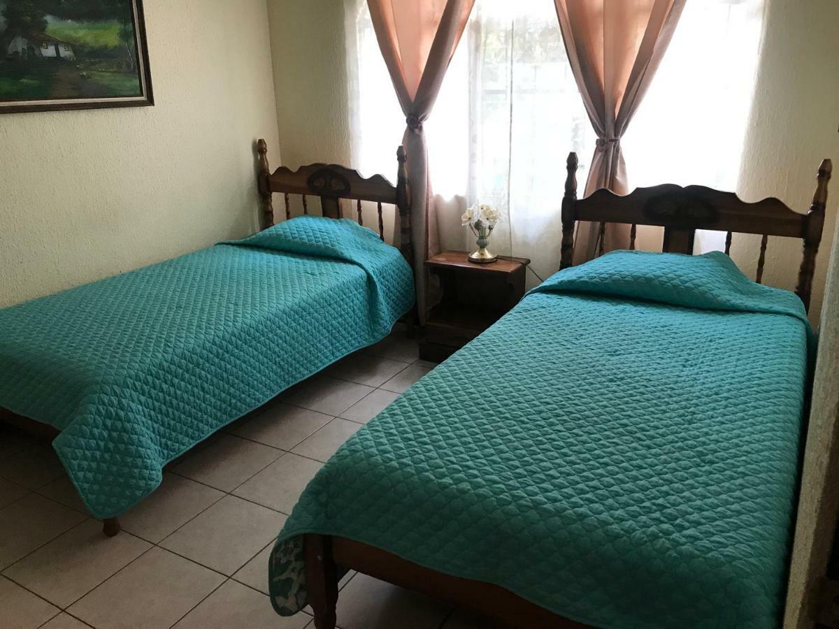 Desamparados  Casa Del Suizo Bed & Breakfast エクステリア 写真
